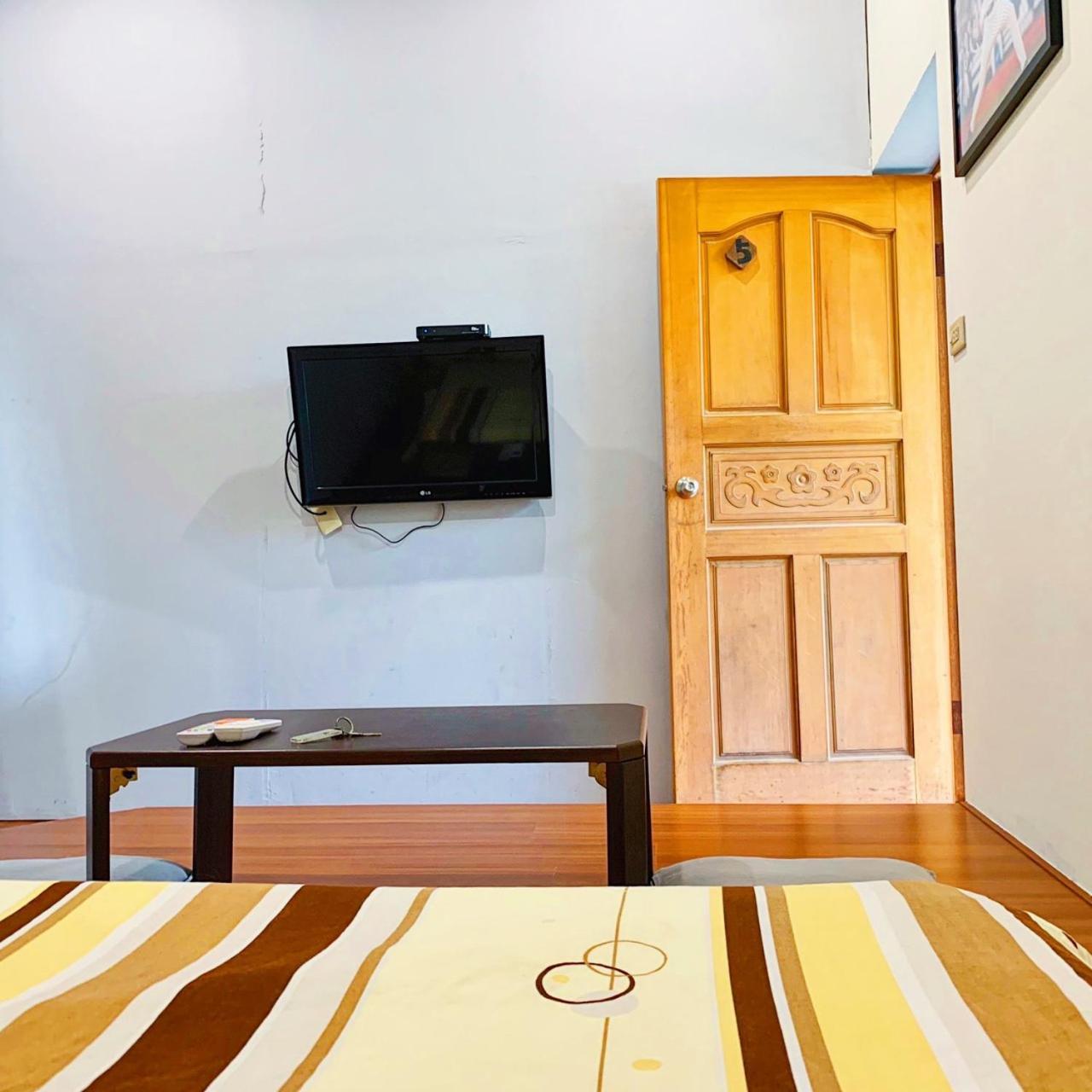 Song Youf Hostel Zhongpu Номер фото