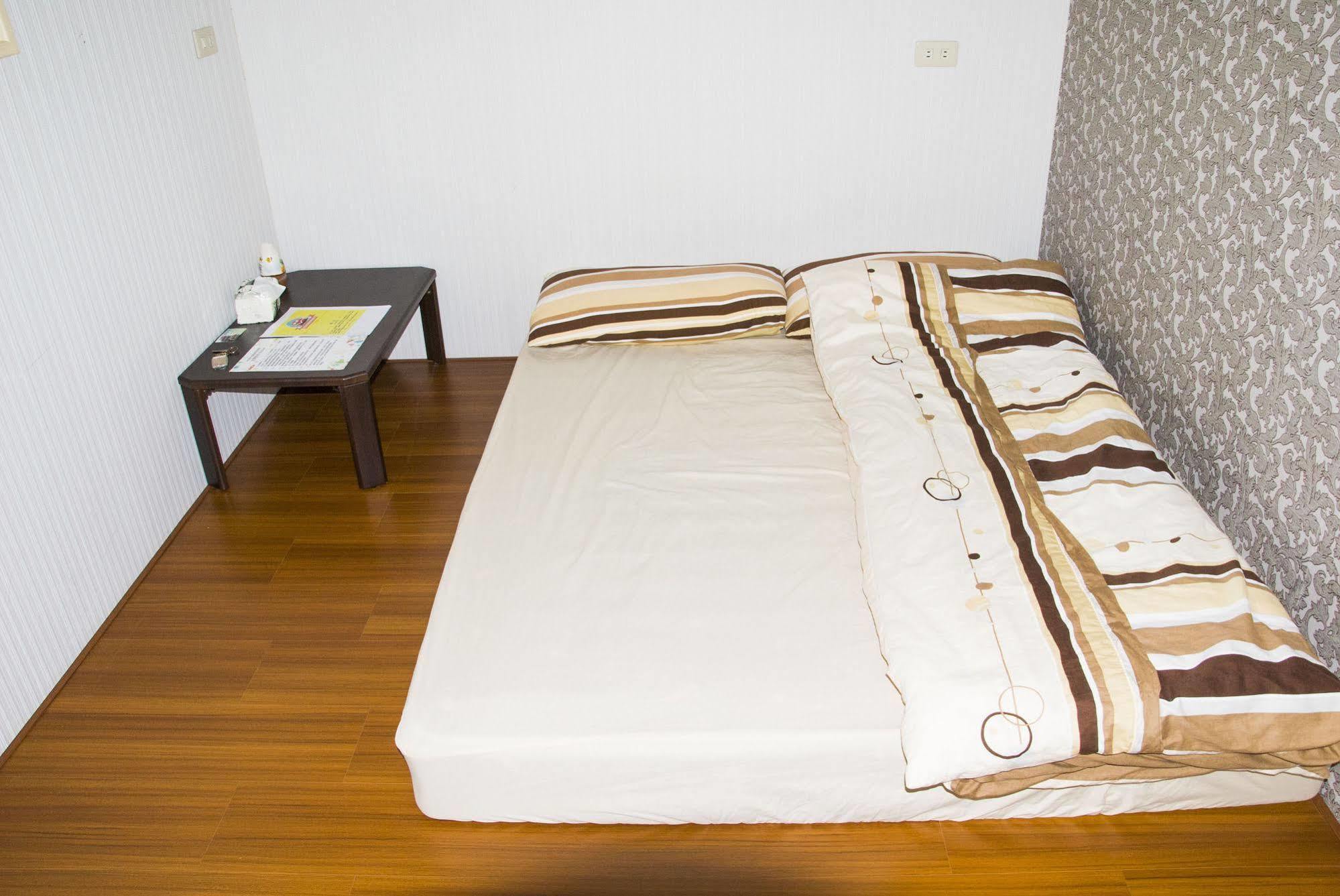 Song Youf Hostel Zhongpu Екстер'єр фото